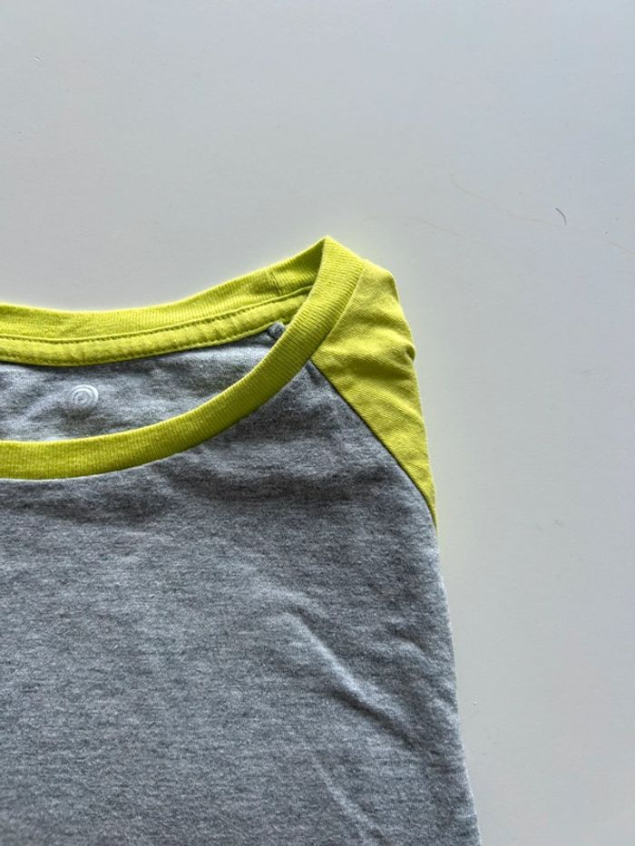T-shirt enfant – Taille 10 ans – Détails jaune clair - photo numéro 4