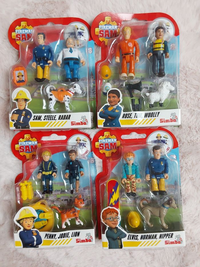Lot de 4 paquets de figurines Sam le Pompier
