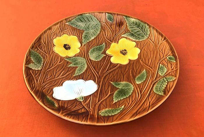 Années 1950 Grand plat aux fleurs Sarreguemines France Céramique émaillée - photo numéro 2