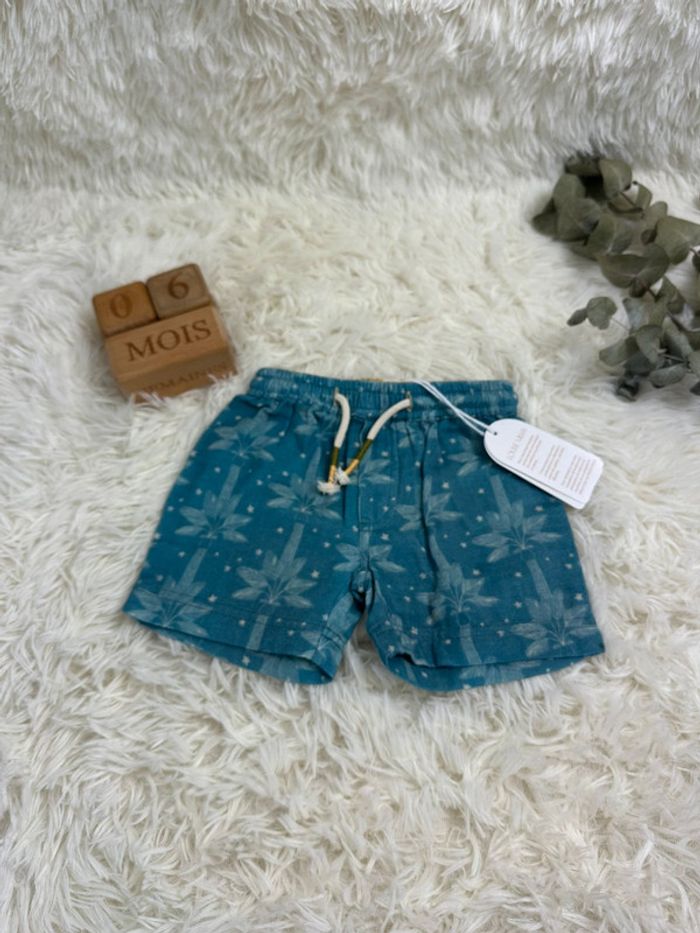 Short bleu Louise Misha taille 6 mois