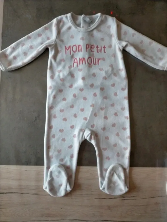 Pyjamas 12 mois - photo numéro 5
