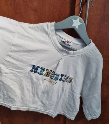 Crop top avec écriture taille 32-34