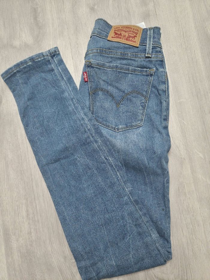 Levi's 710 Skinny=> W24 L30 (taille 34) - photo numéro 3