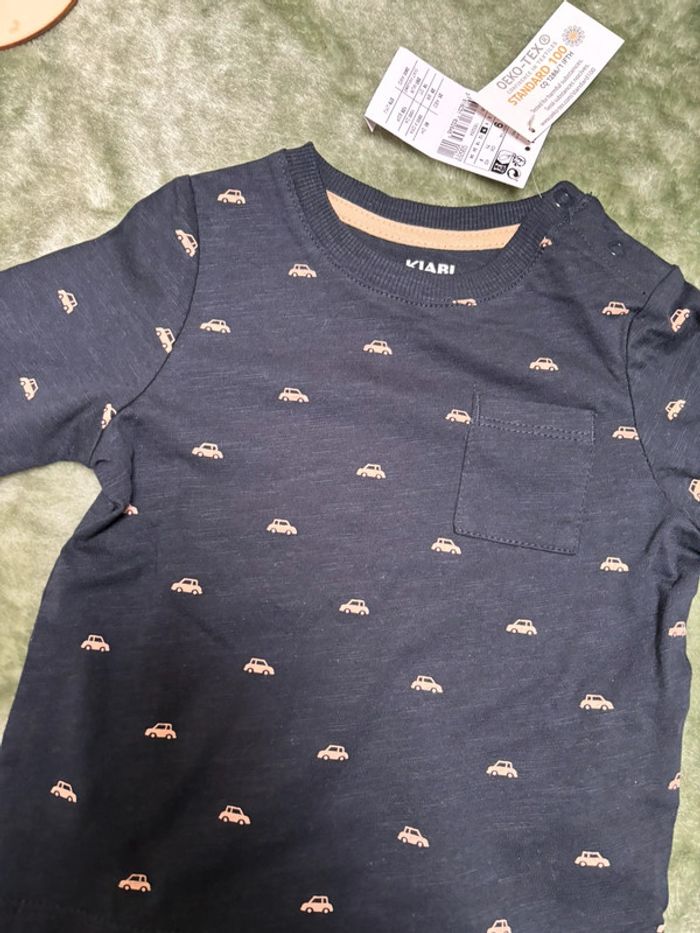 T shirt neuf - photo numéro 2