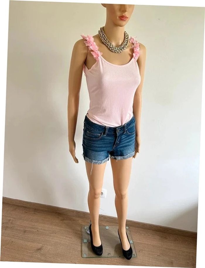 Short court bleu en jean American Eagle taille 0 TBE - photo numéro 4