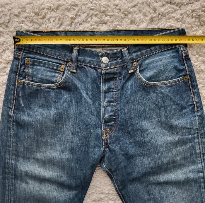 Jean Levi’s 501 bleu Taille 40 - photo numéro 9