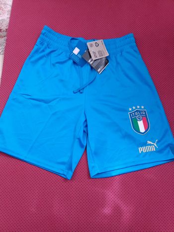 Short de foot Italie, Puma Authentique Officiel taille Adulte S, Neuf