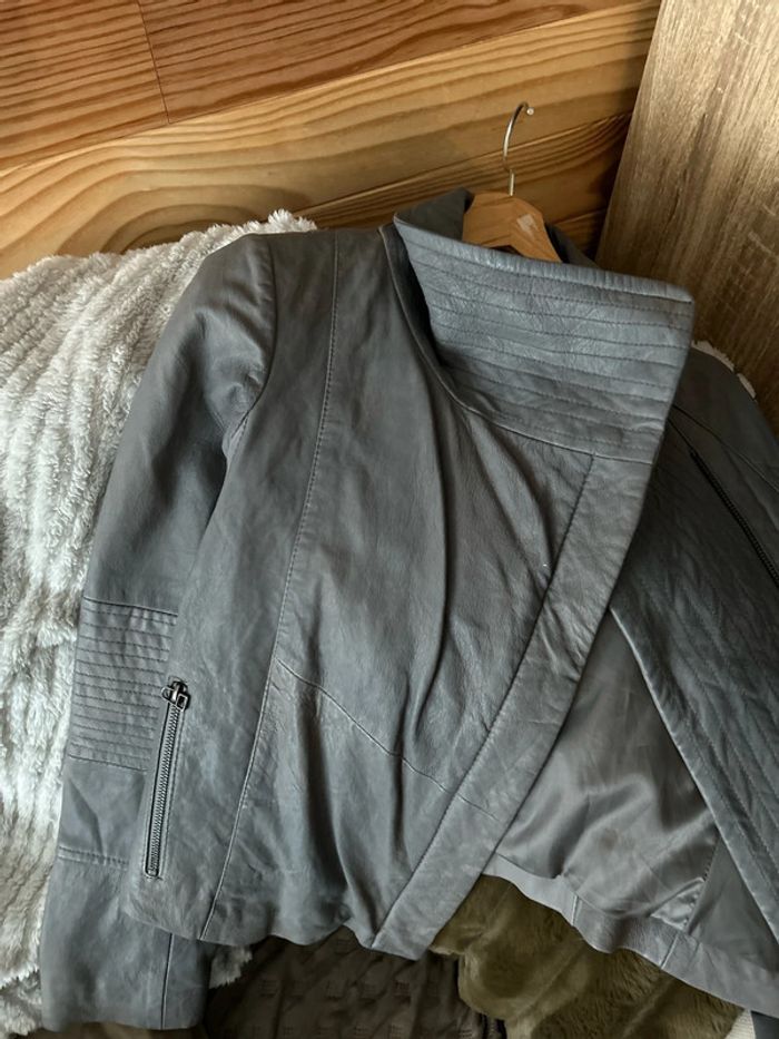 Veste en cuir - photo numéro 3