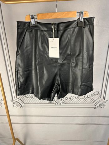 Short en simili Artlove 42 neuf