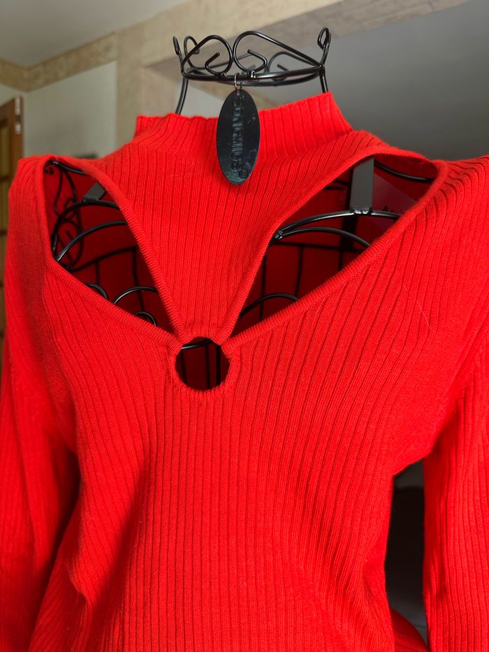 Pull rouge Morgan neuf avec ouverture décolleté - photo numéro 2