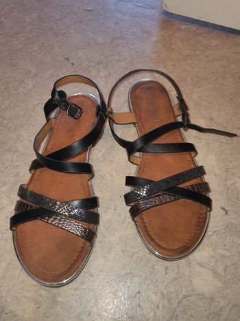 Sandale 
