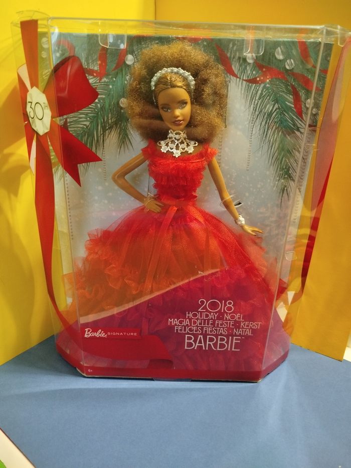 Barbie holiday 2018 - Barbie signature - photo numéro 2