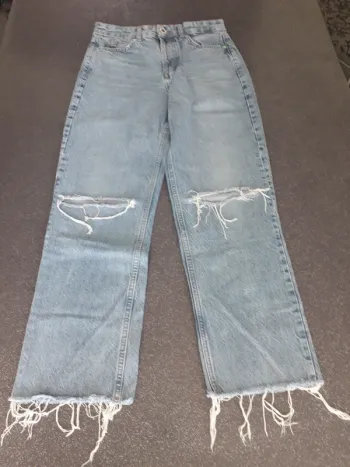 Jean troué Zara