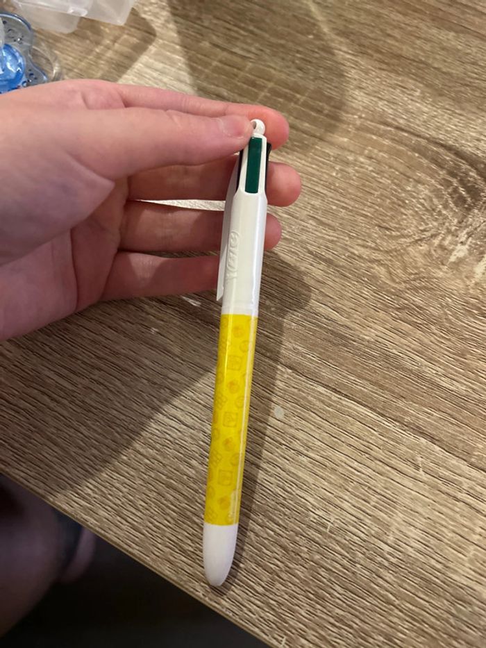Bic 4 couleurs - photo numéro 2