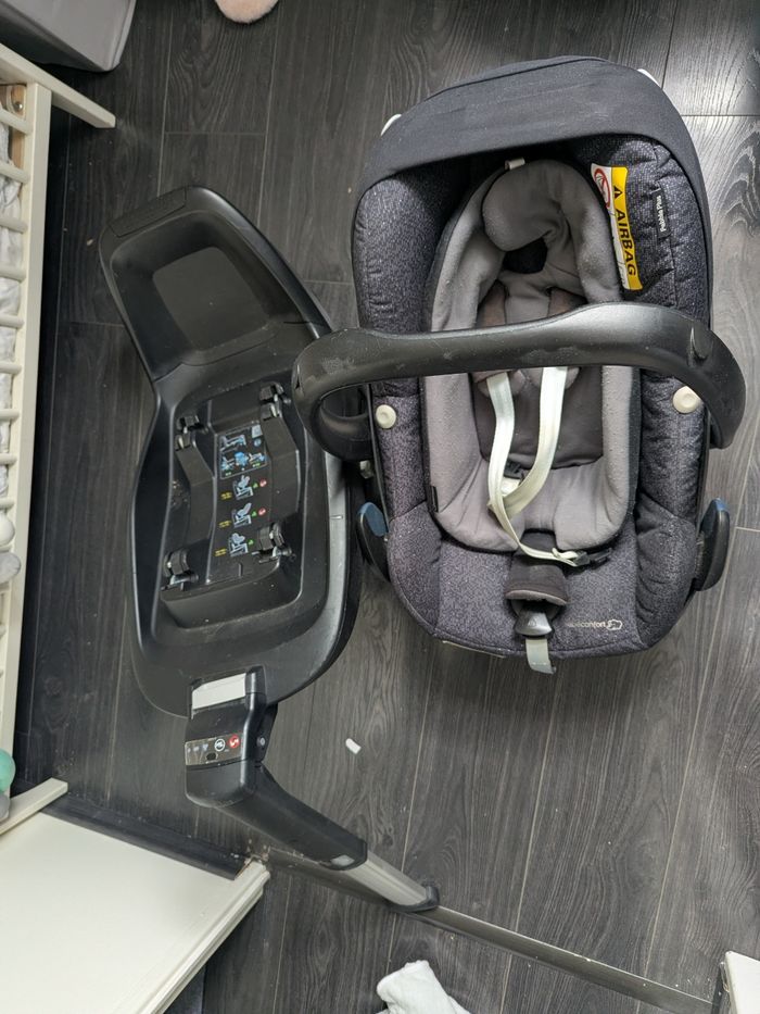 Ensemble siège auto + bras isofix - photo numéro 1