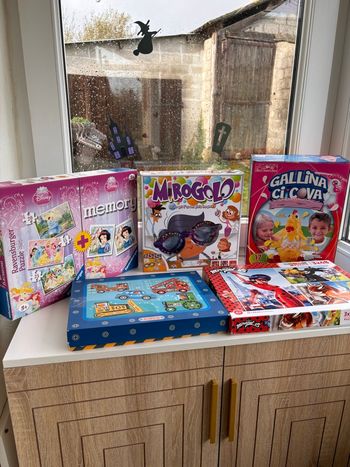 Gros lot de jeux de société et puzzle garçon et fille