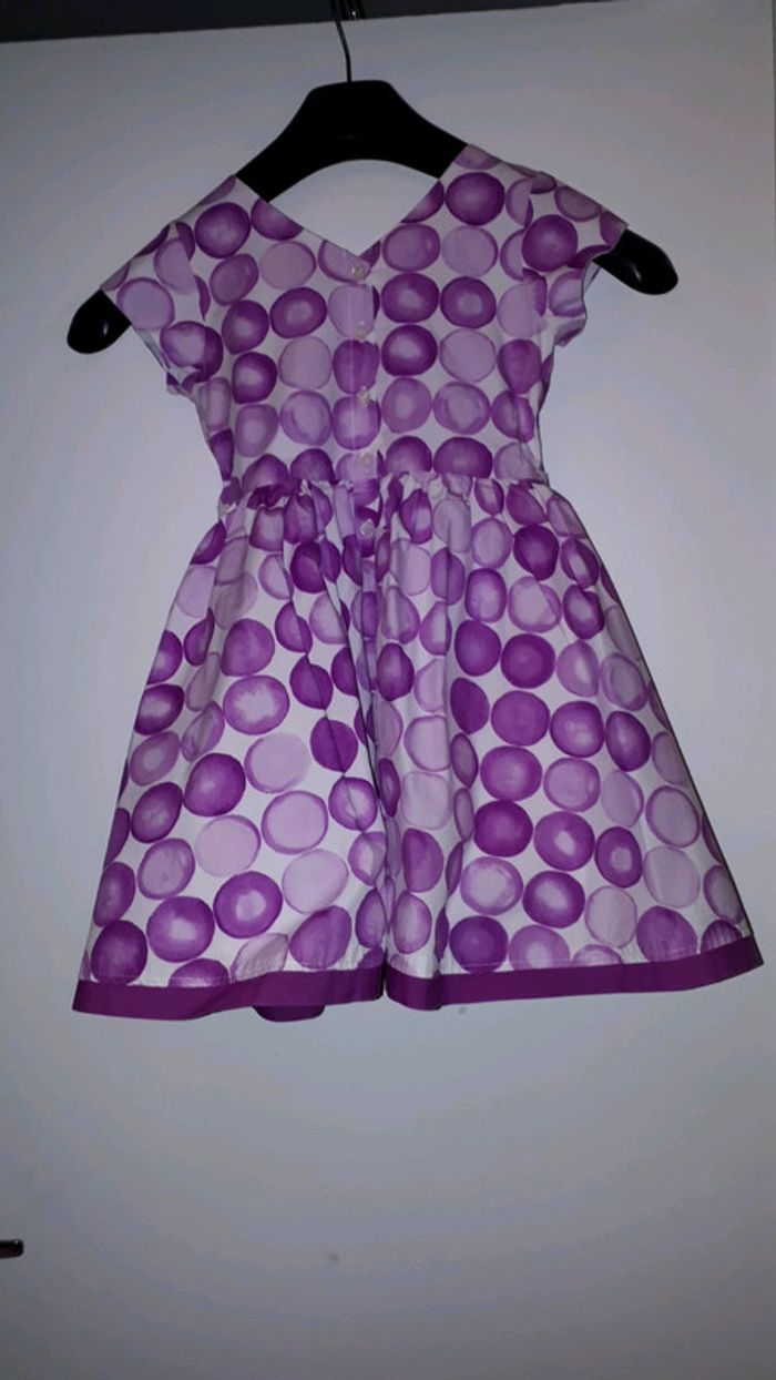*Robe 6 ans - photo numéro 2