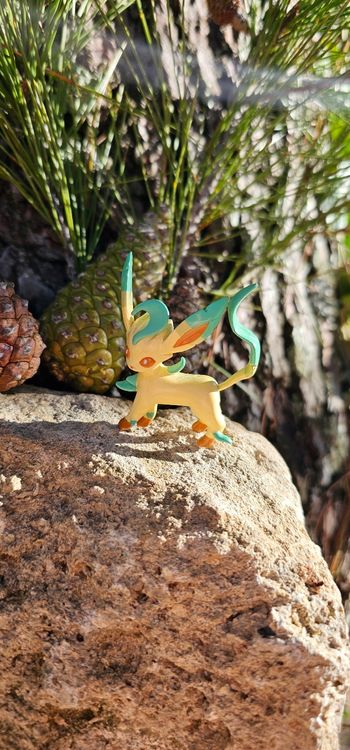 Super figurine Pokemon Nintendo Évolution de Évoli Nymphali