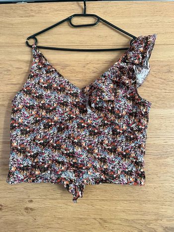 Haut court croq top H&M taille 44 ou XXL