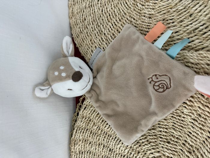 Nattou Doudou Fanny le Cerf avec Attache pour Sucette - photo numéro 3