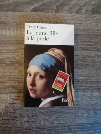 Livre fiction la jeune fille à la perle de Tracy Chevalier