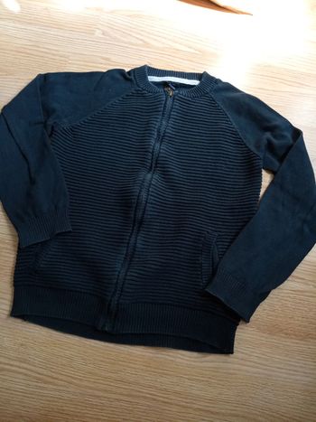 Gilet garçon 10 ans Kiabi très bon état