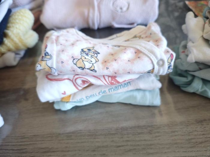 Lot vetements fille 1 moi - photo numéro 2