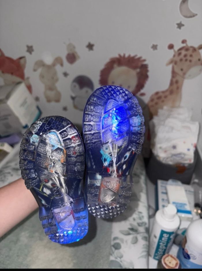 Botte de pluie lumineuse - photo numéro 3