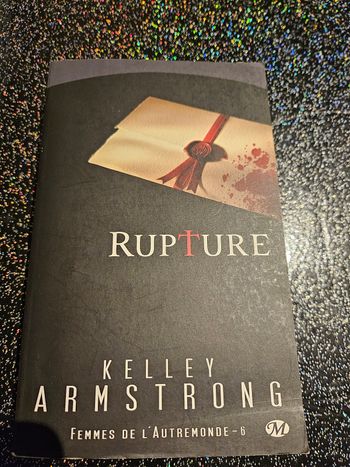 Livre de poche kelley Armstrong