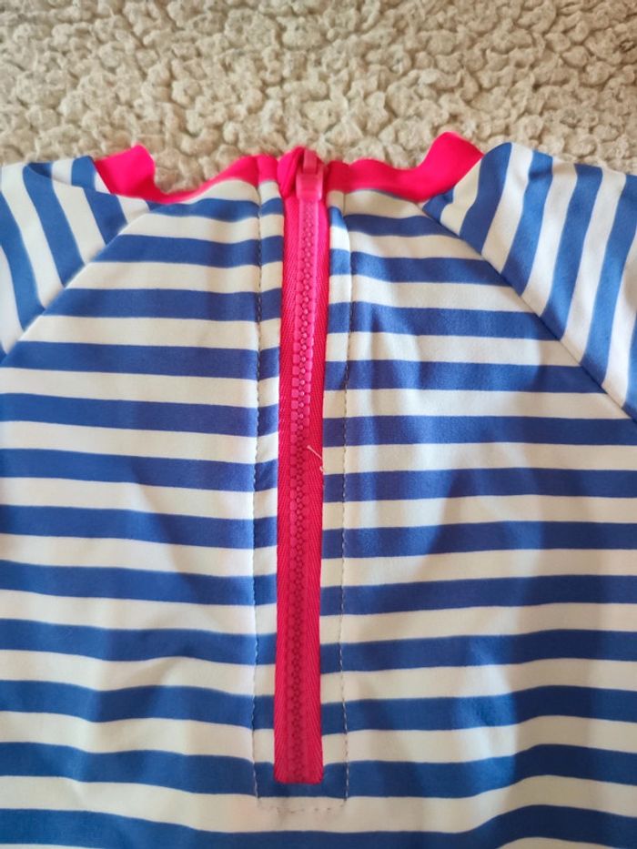 Maillot de bain tee shirt + culotte anti uv - photo numéro 3