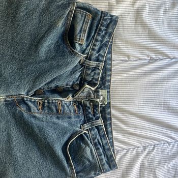 Jean MOM