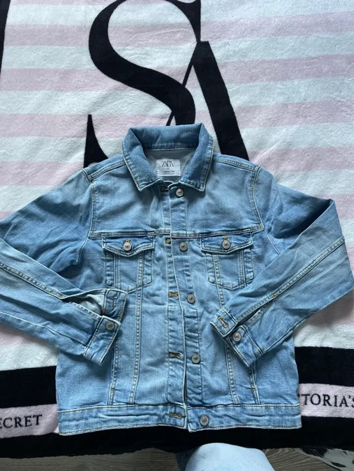 Veste en jean Zara bleu - photo numéro 2