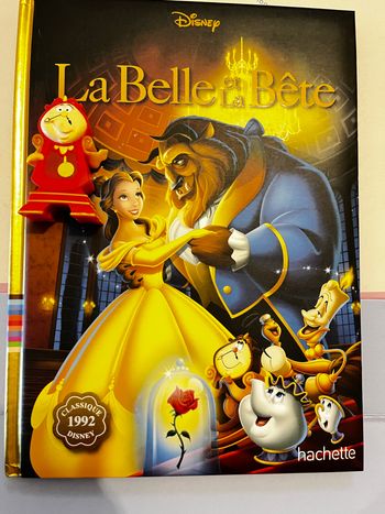 Livre collector Disney, la belle et la bête, inclus la figurine