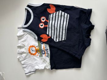 Lot combishorts bébé