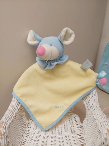 Charly & cie - doudou mouchoir souris jaune et bleu