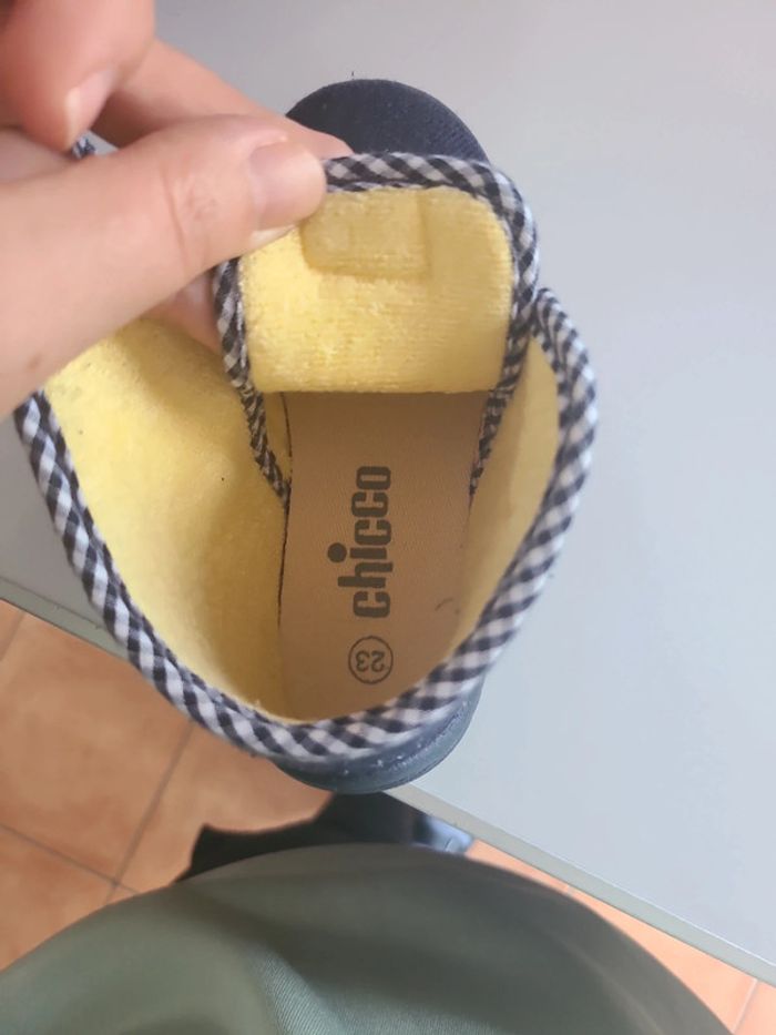 Pantoufle bebe 23 - photo numéro 4