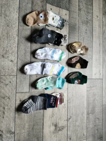 Lot de 19 paires de chaussettes