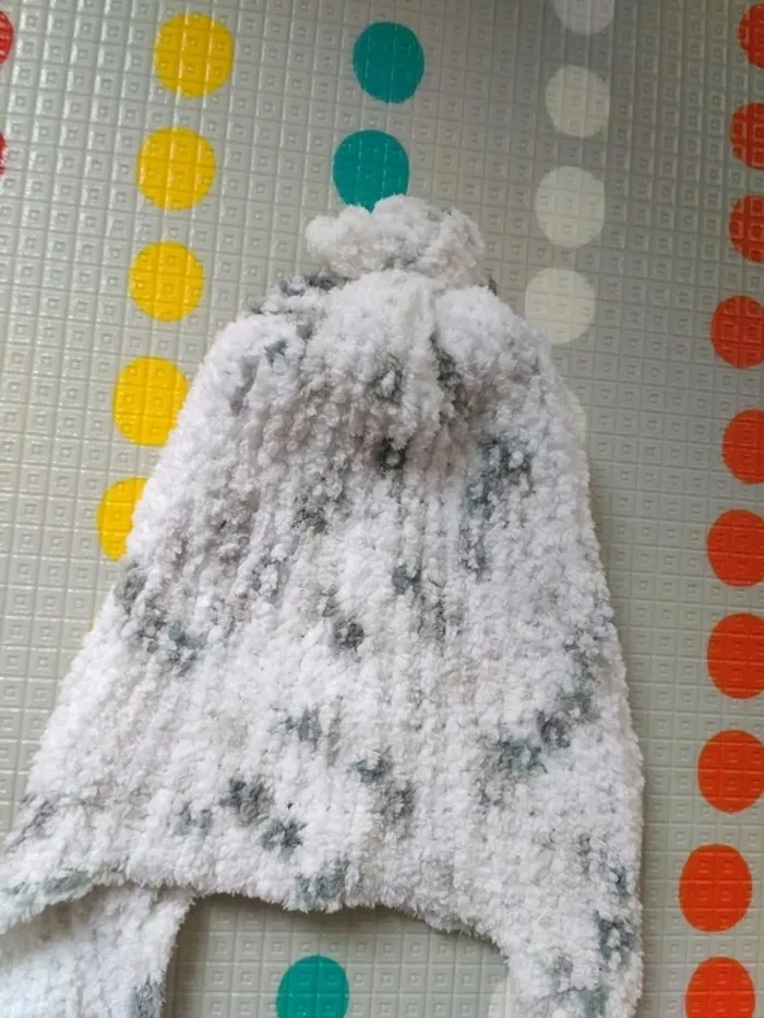 Bonnet mixte fait main - photo numéro 2