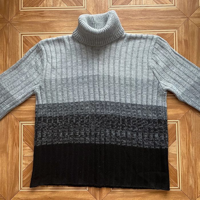 Pull à col roulé noir / gris Jennyfer