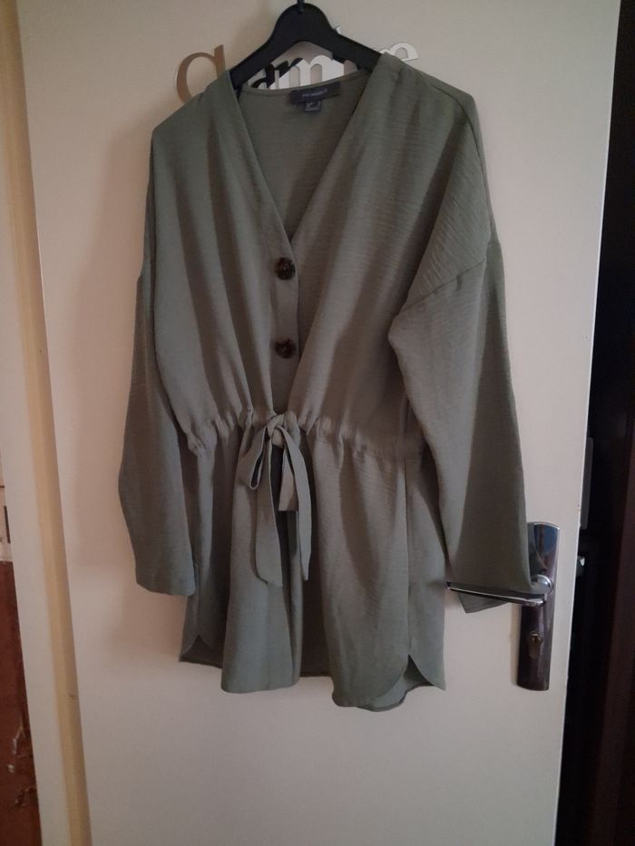 Jolie tunique verte  Primark  taille 38 - photo numéro 2