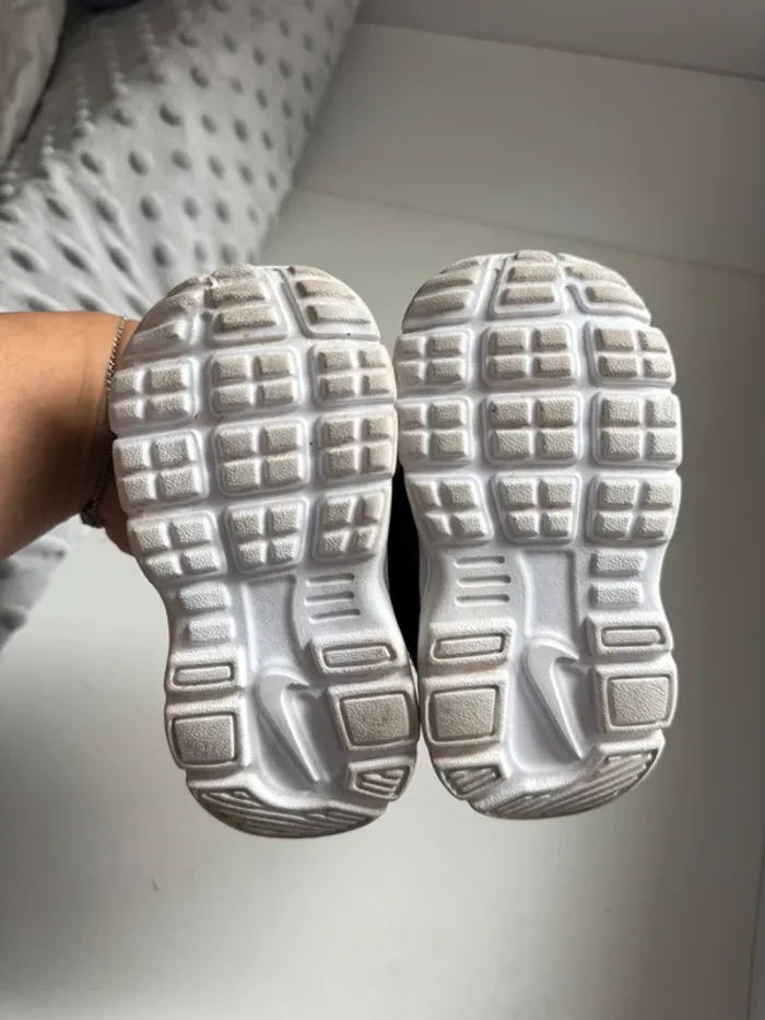 Baskets Nike bleu 19,5 - photo numéro 3