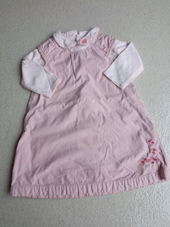 robe et haut à manches longues