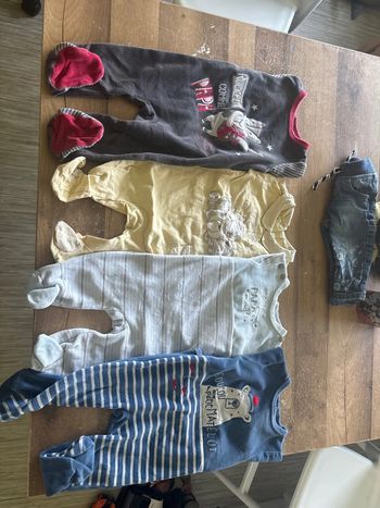 Lot pyjama 6 mois