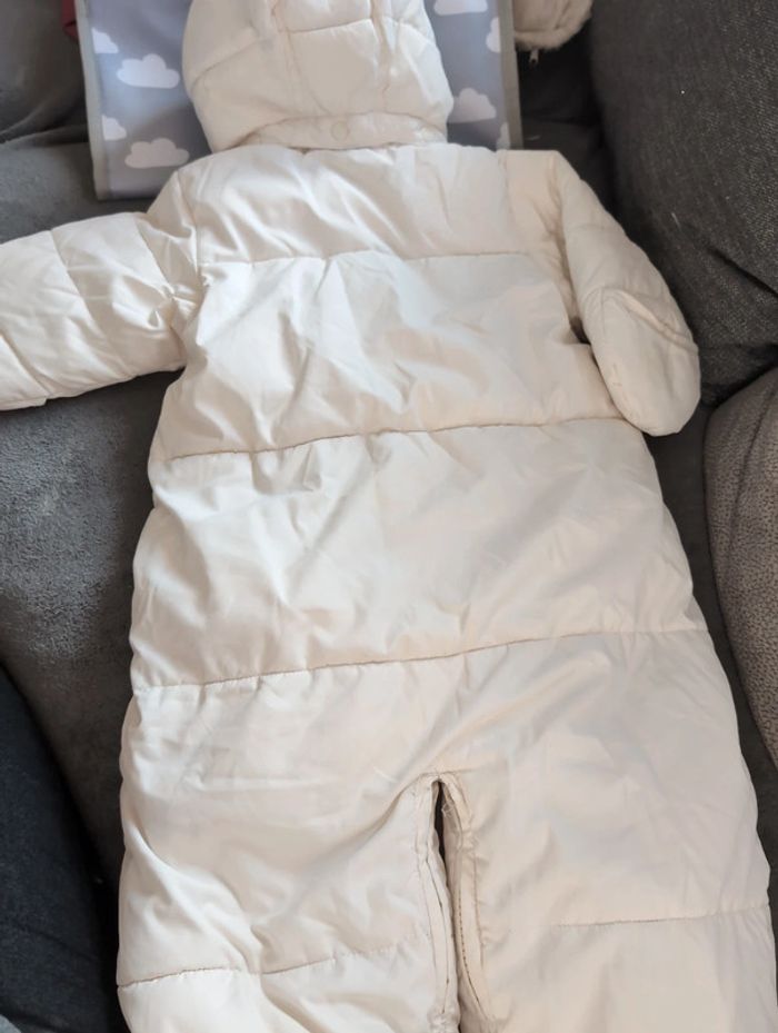 Combinaison fille 2/6 mois - photo numéro 7