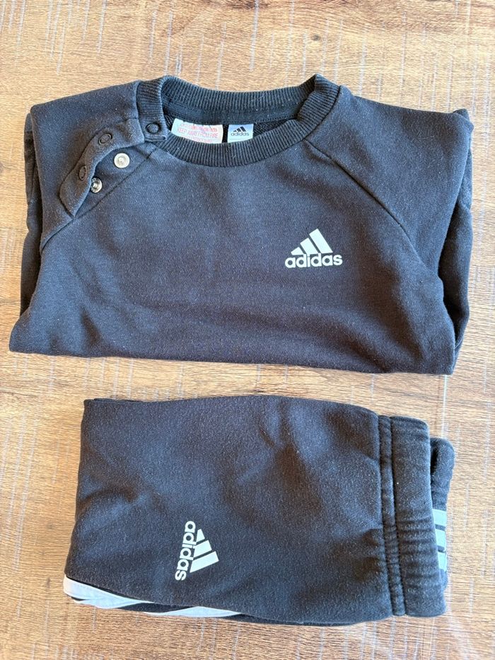 Ensemble Adidas