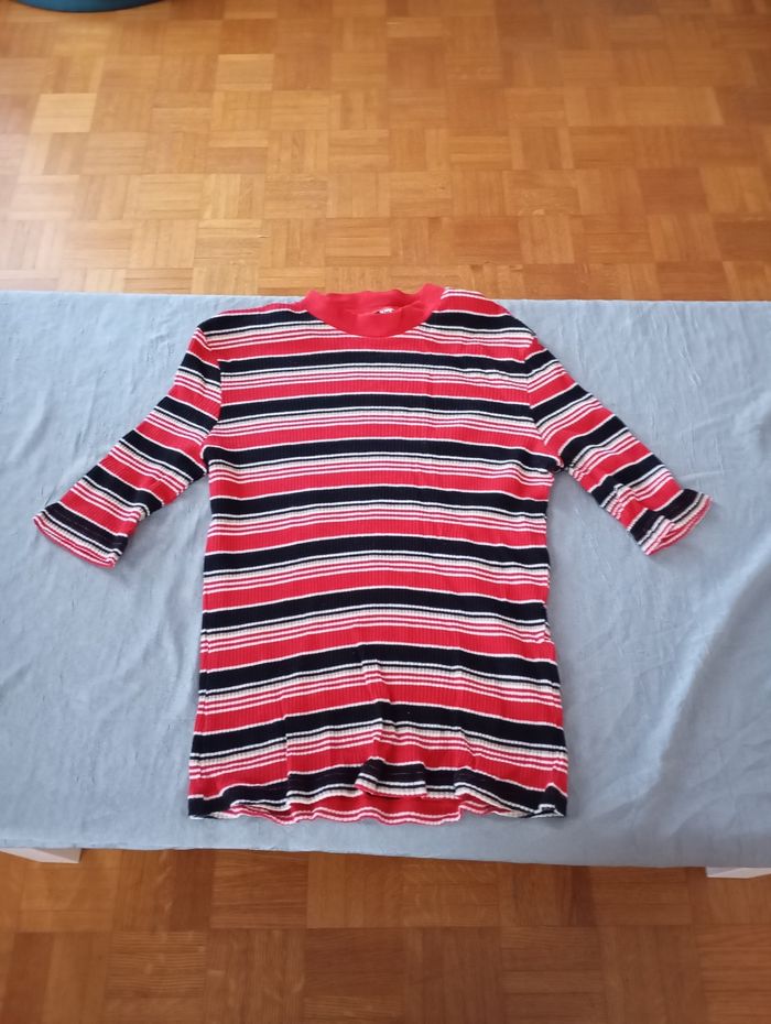 Lot 5 tee shirts polos Jennyfer - photo numéro 2