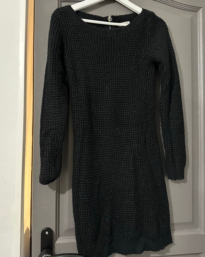 Robe pull cache cache noire  pailletée - photo numéro 4
