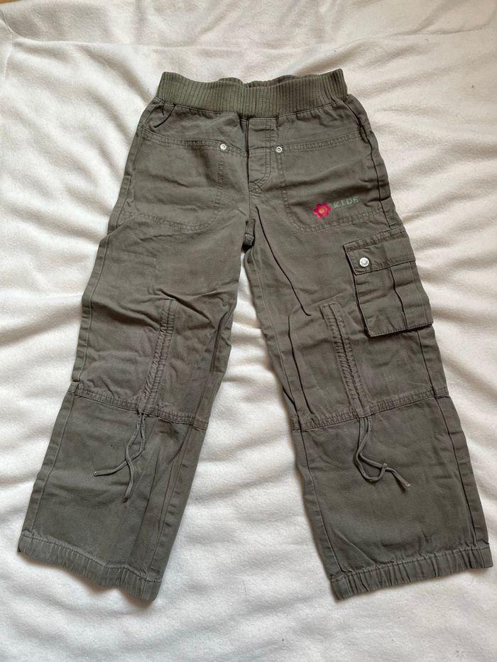 Pantalon vert baudet 7 ans