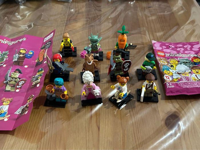 Série 24 complète lego 71037 12 minifigurines différentes dont une neuve - photo numéro 2