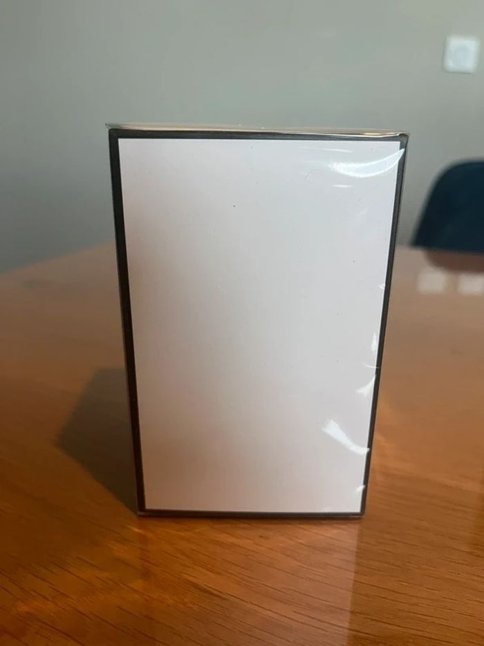 Neuf avec étiquette·Givenchy - photo numéro 3